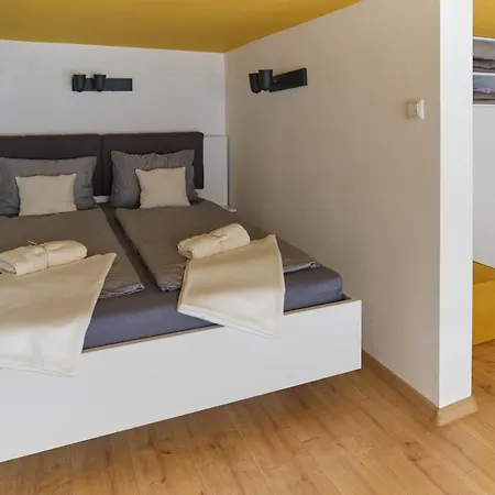 - Jacuzzi - Tvrdava Apartment Travnik