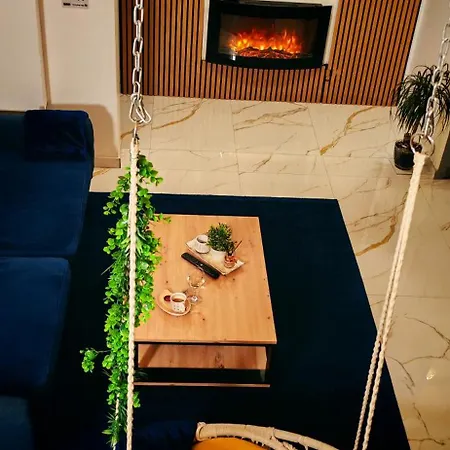 - Jacuzzi - Tvrdava * Travnik